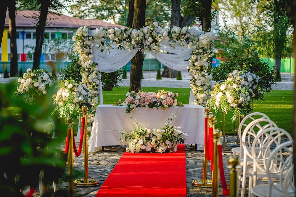 Cununii in aer liber